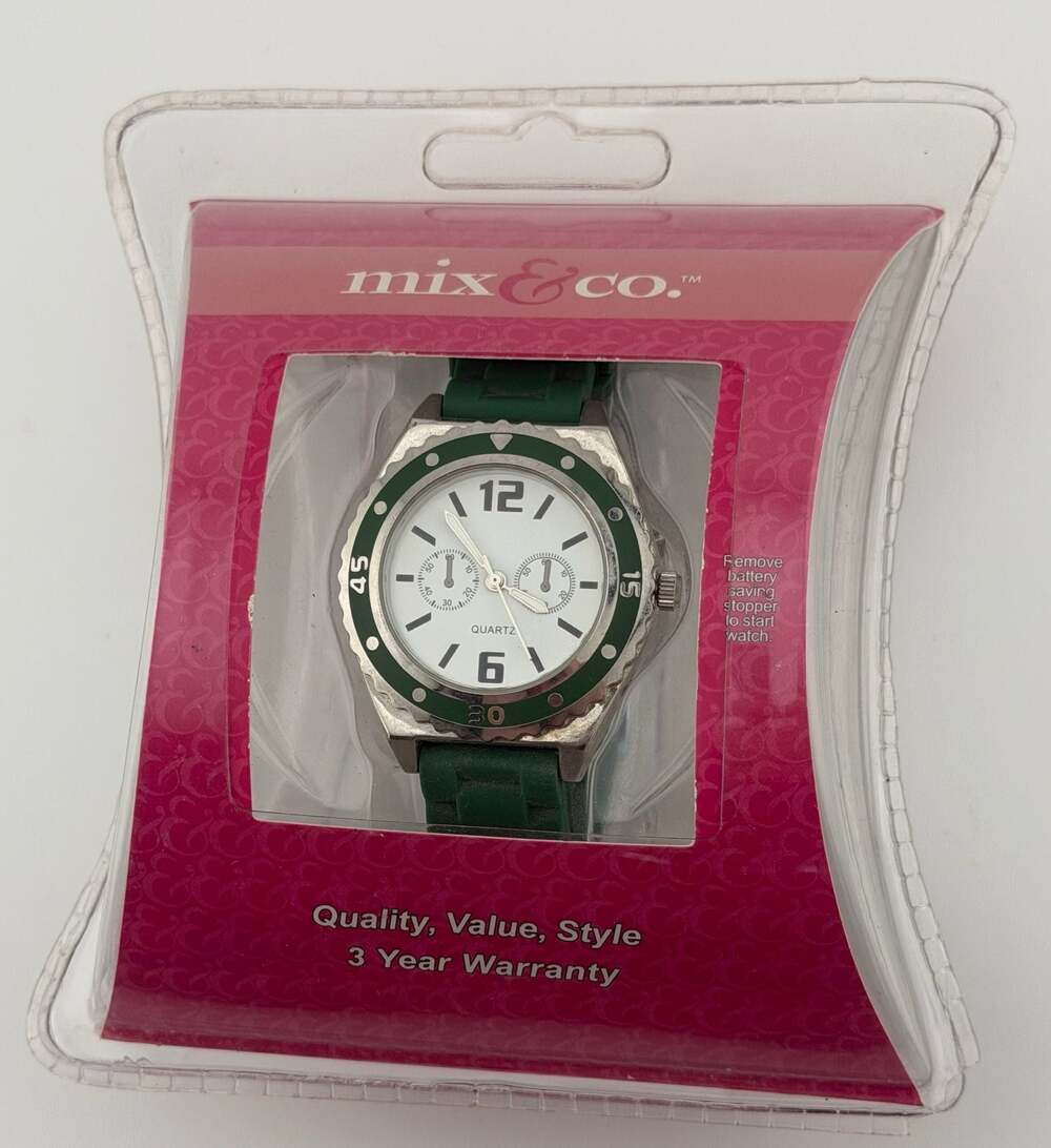 BOGO!-Mix & Co Green Silicone Band Watch White Dial Silver Tone Case NEW BATTERY